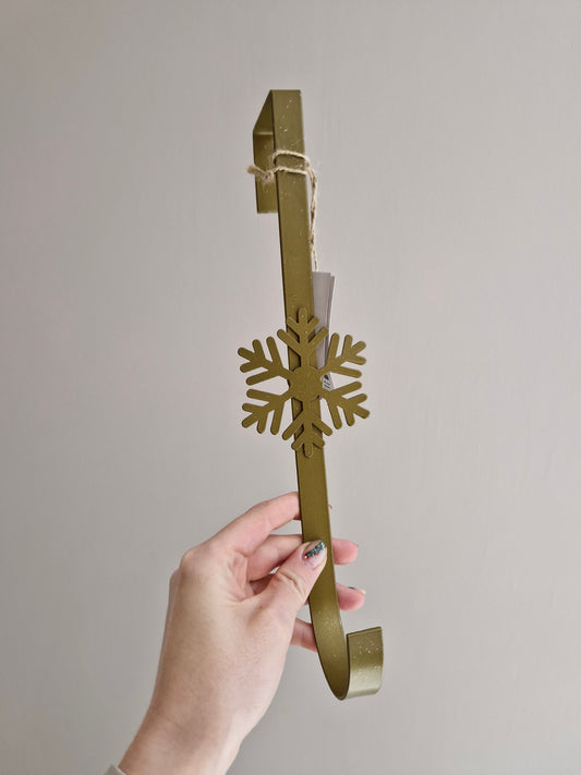 Over door wreath hanger