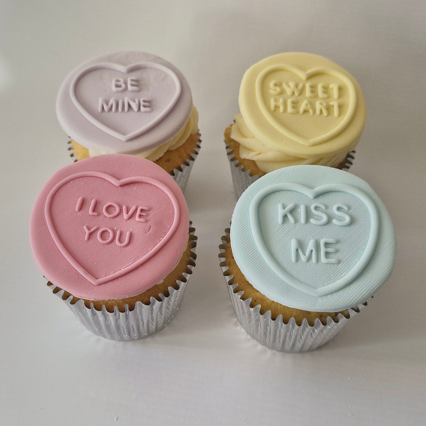 Valentines day cupcakes